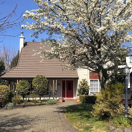 The Loft Bed And Breakfast Tauposee Exterior foto